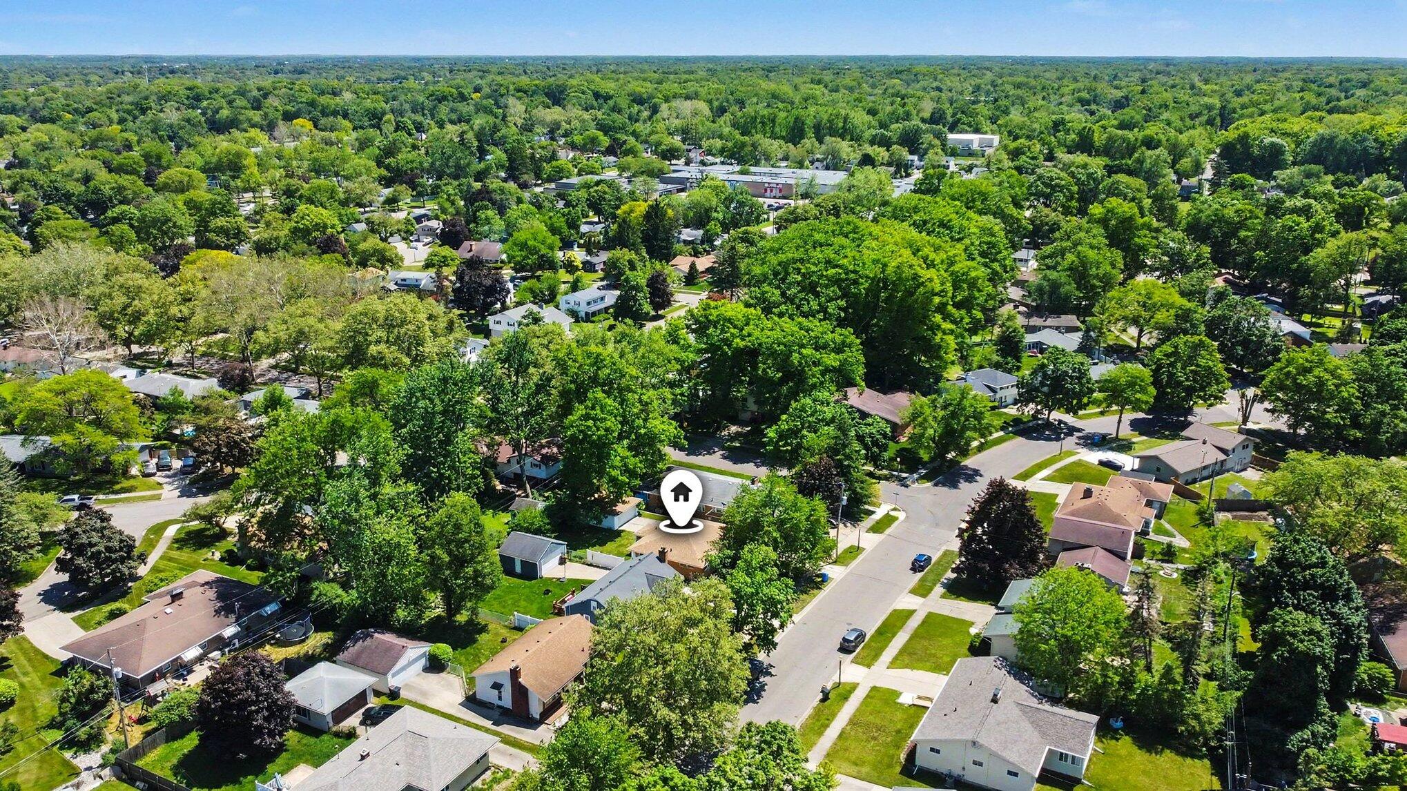 2117 Edwin Place Lansing, MI 48911 - Photo 9 of 37 028_file_9993