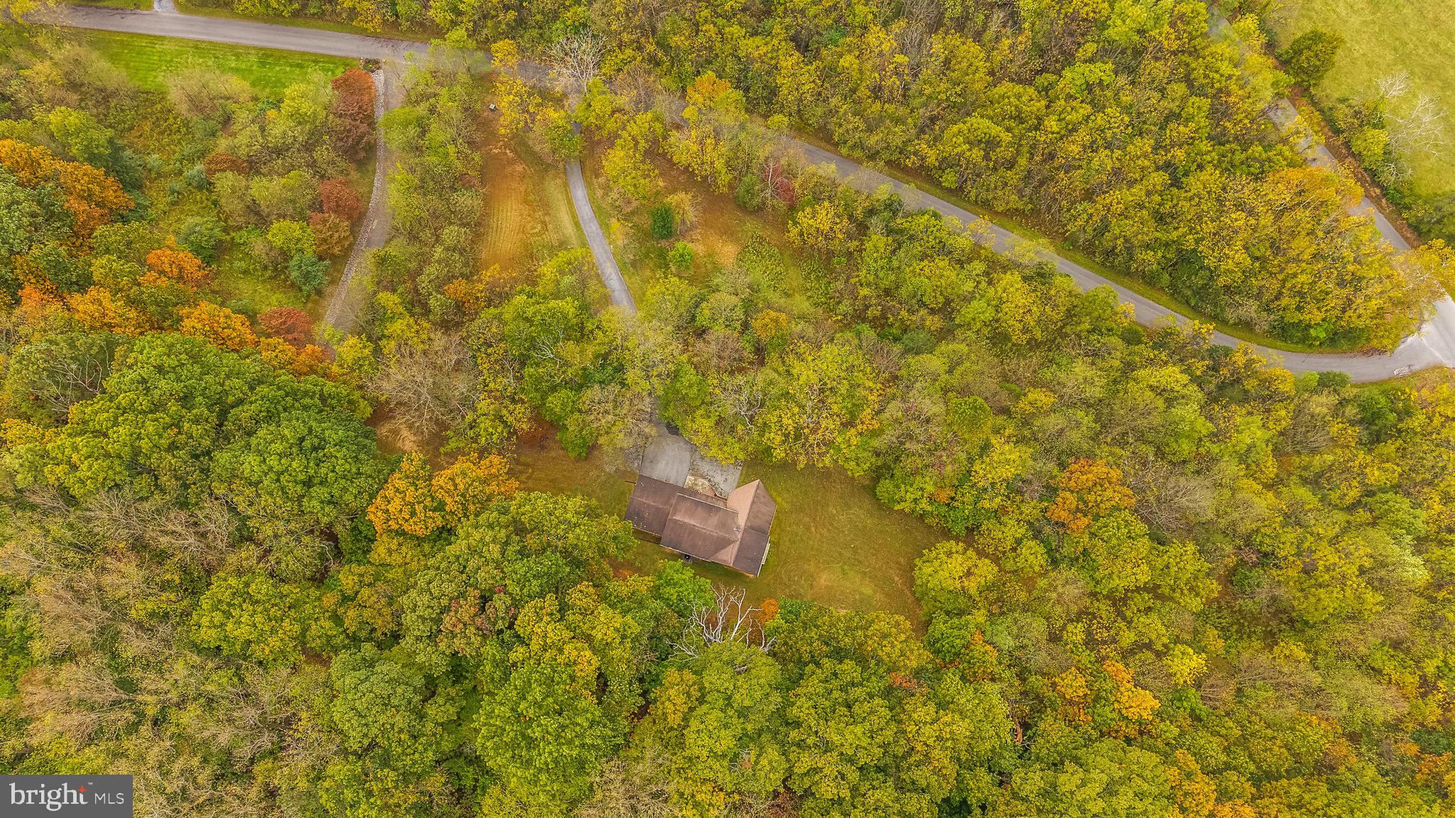 105 Rabbits Rest Lane Shepherdstown, WV 25443 - Photo 42 of 42 a bathroom with a small yard