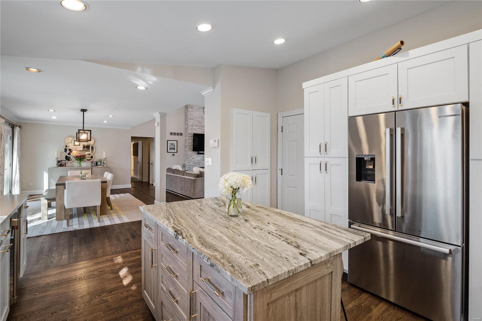 19 Covington Road Olivette, MO 63132 - Photo 8 of 28 Gallery Image 8