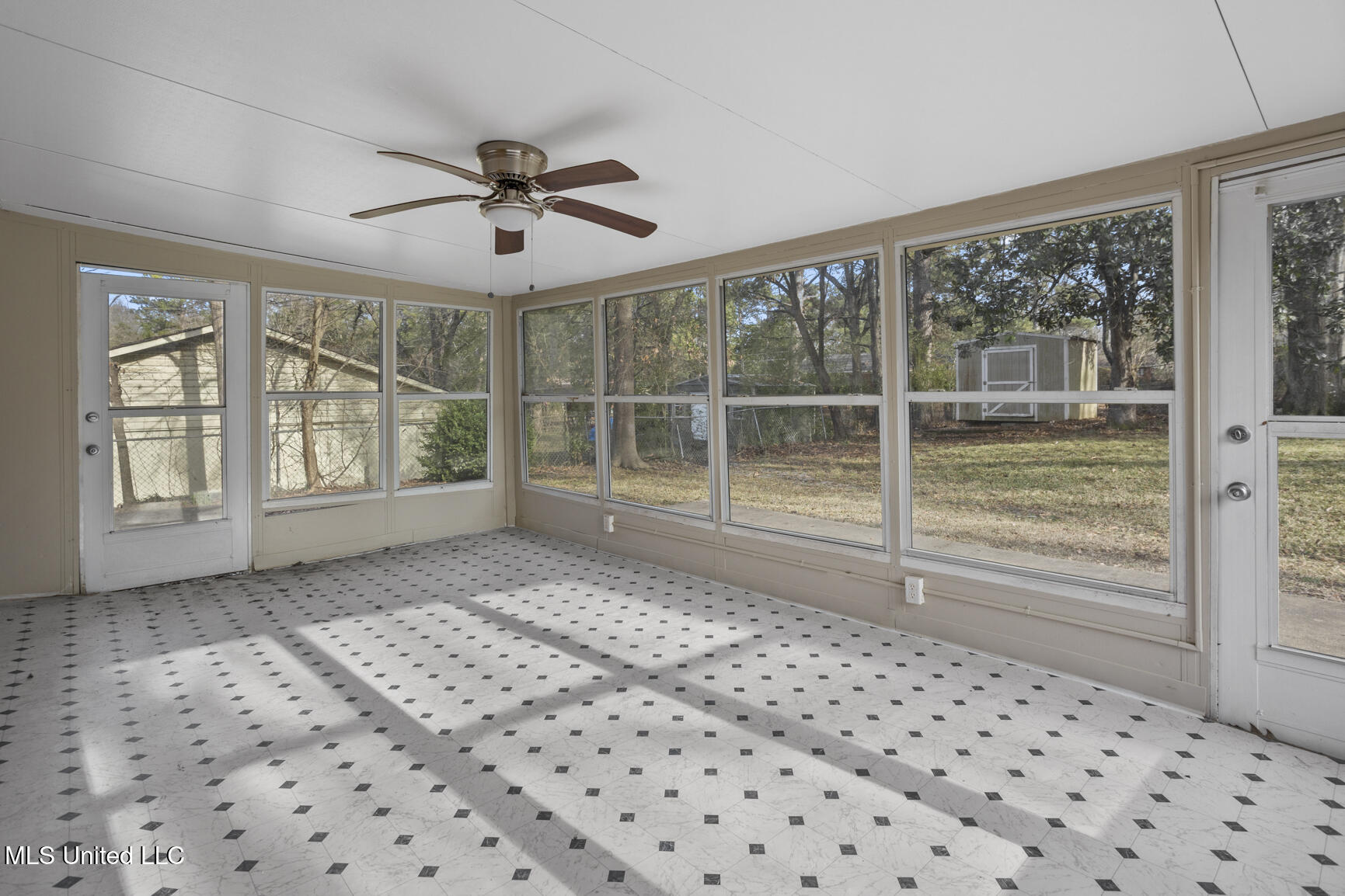 1013 Normandy Drive Clinton, MS 39056 - Photo 24 of 27 1013 Normandy-25