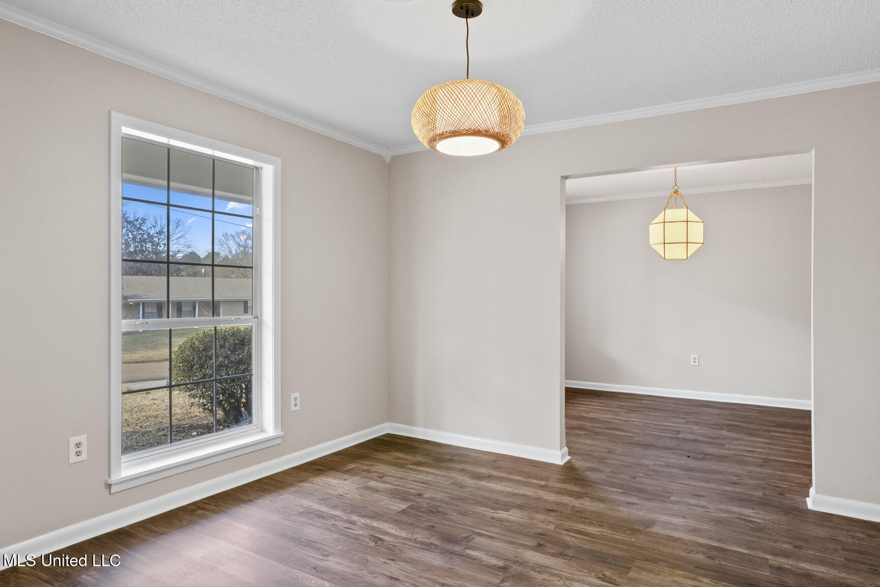 1013 Normandy Drive Clinton, MS 39056 - Photo 4 of 27 1013 Normandy-5