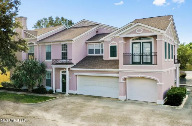 $299,999 | 2252 Beach Drive, Unit 305, Gulfport, MS 39507