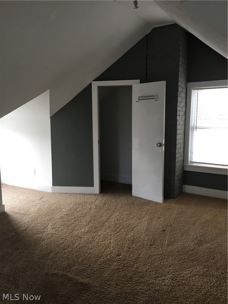 13637 Cedar Road Cleveland, OH 44118 - Photo 18 of 23 Gallery Image 18
