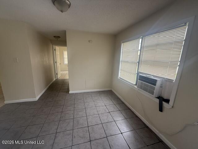 321 Rodenberg Avenue, Unit 2 Biloxi, MS 39531 - Photo 3 of 9 IMG_4538