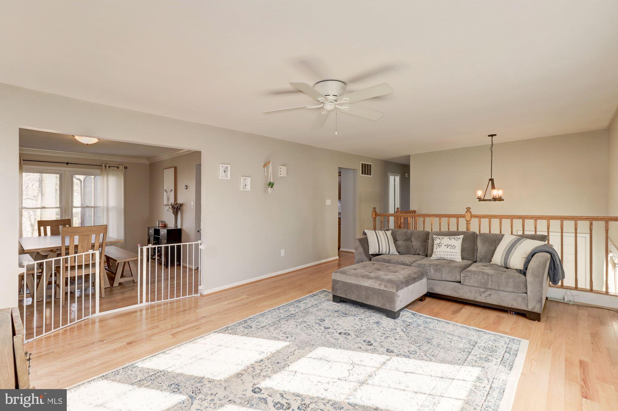 9622 Shipwright Drive Burke, VA 22015 - Photo 5 of 31