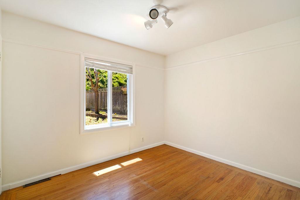 235 Modoc Place Pacifica, CA 94044 - Photo 24 of 38