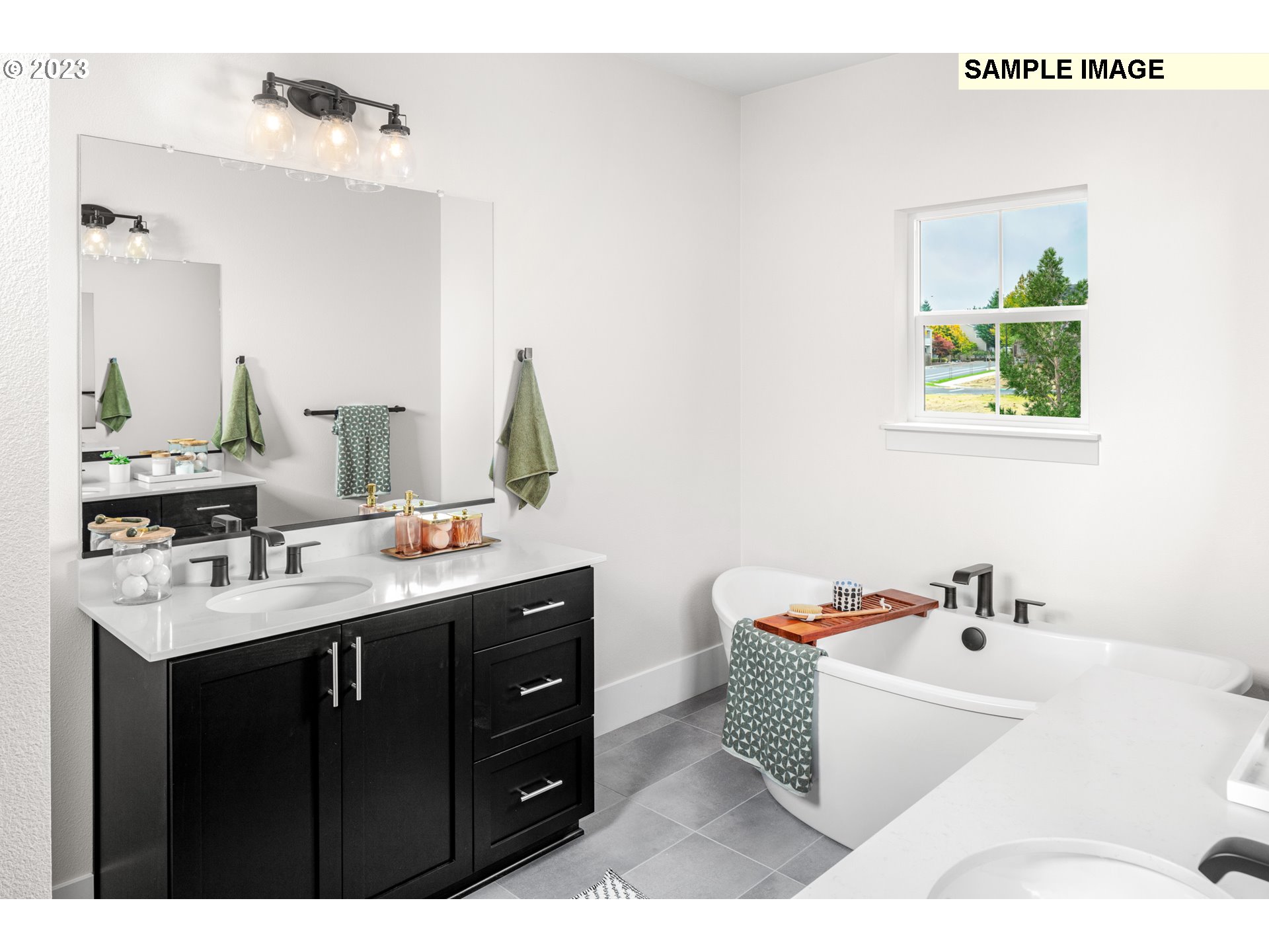 16551 Southwest Jean Louise Road Tigard, OR 97007 - Photo 14 of 20 Gallery Image 14