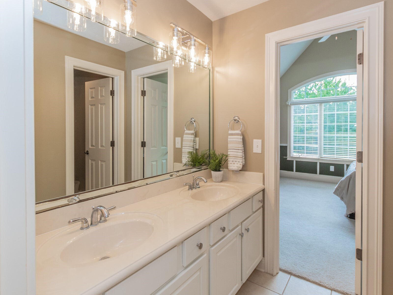 11071 Preservation Point Fishers, IN 46037 - Photo 22 of 53 Gallery Image 22