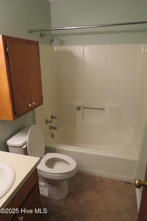 $238,500 | 611 Ragan Road, Oriental, NC 28571