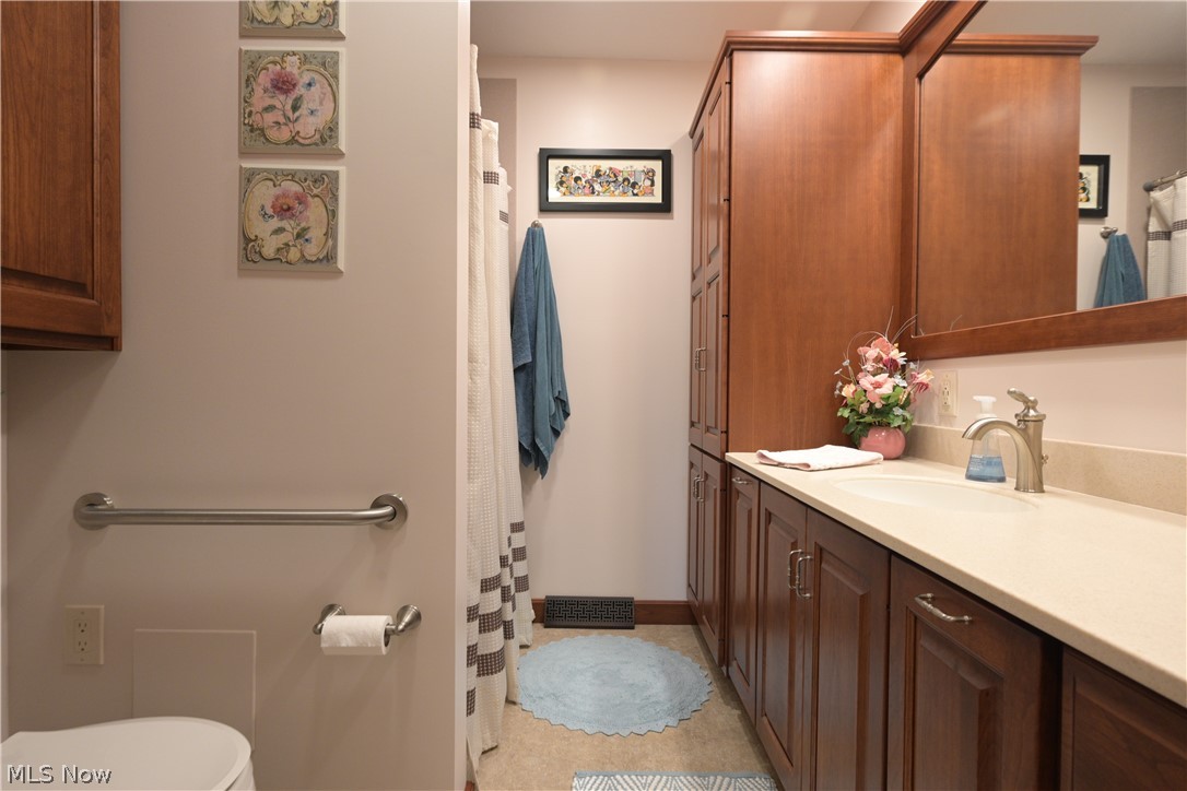 18800 Whitehead Road Lagrange, OH 44050 - Photo 20 of 34