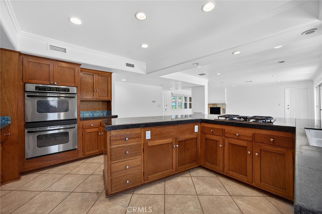 5761 Stradella Road Yorba Linda, CA 92886 - Photo 7 of 25