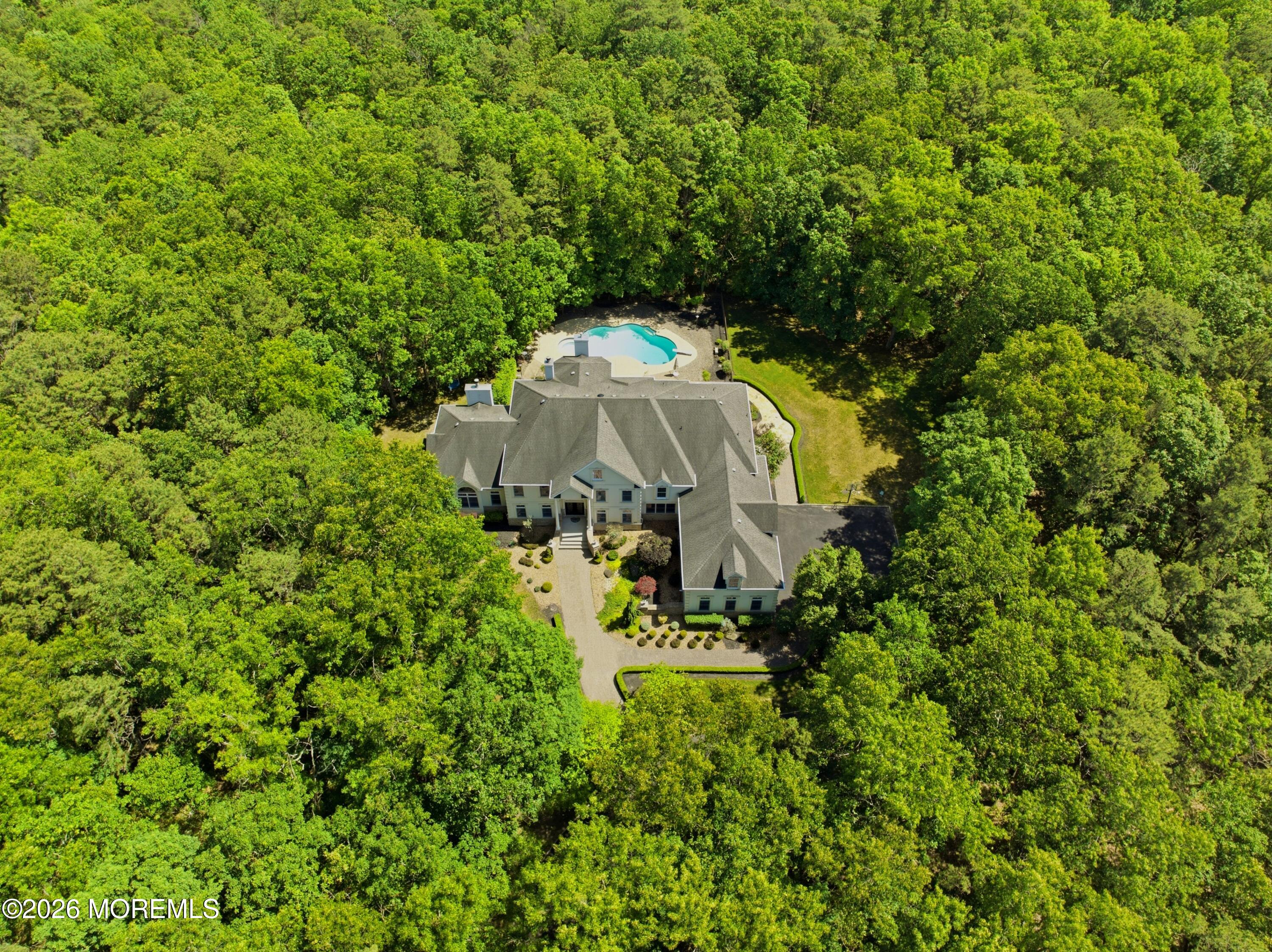 143 Savannah Road Jackson, NJ 08527 - Photo 2 of 100 008