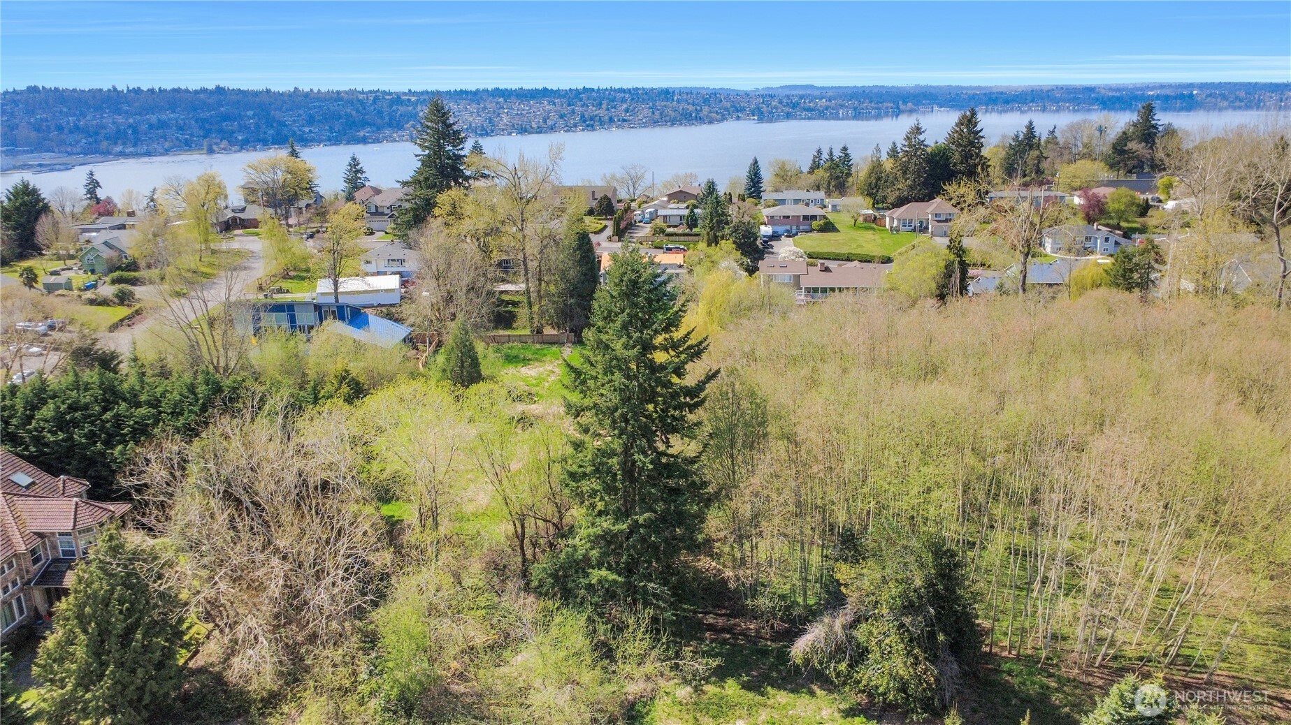 2023 Kennewick Place Northeast Renton, WA 98056 - Photo 32 of 34