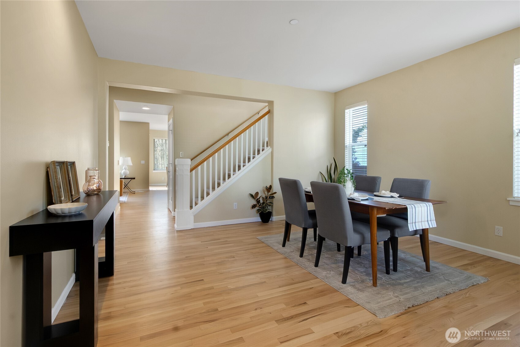 2023 Kennewick Place Northeast Renton, WA 98056 - Photo 4 of 34