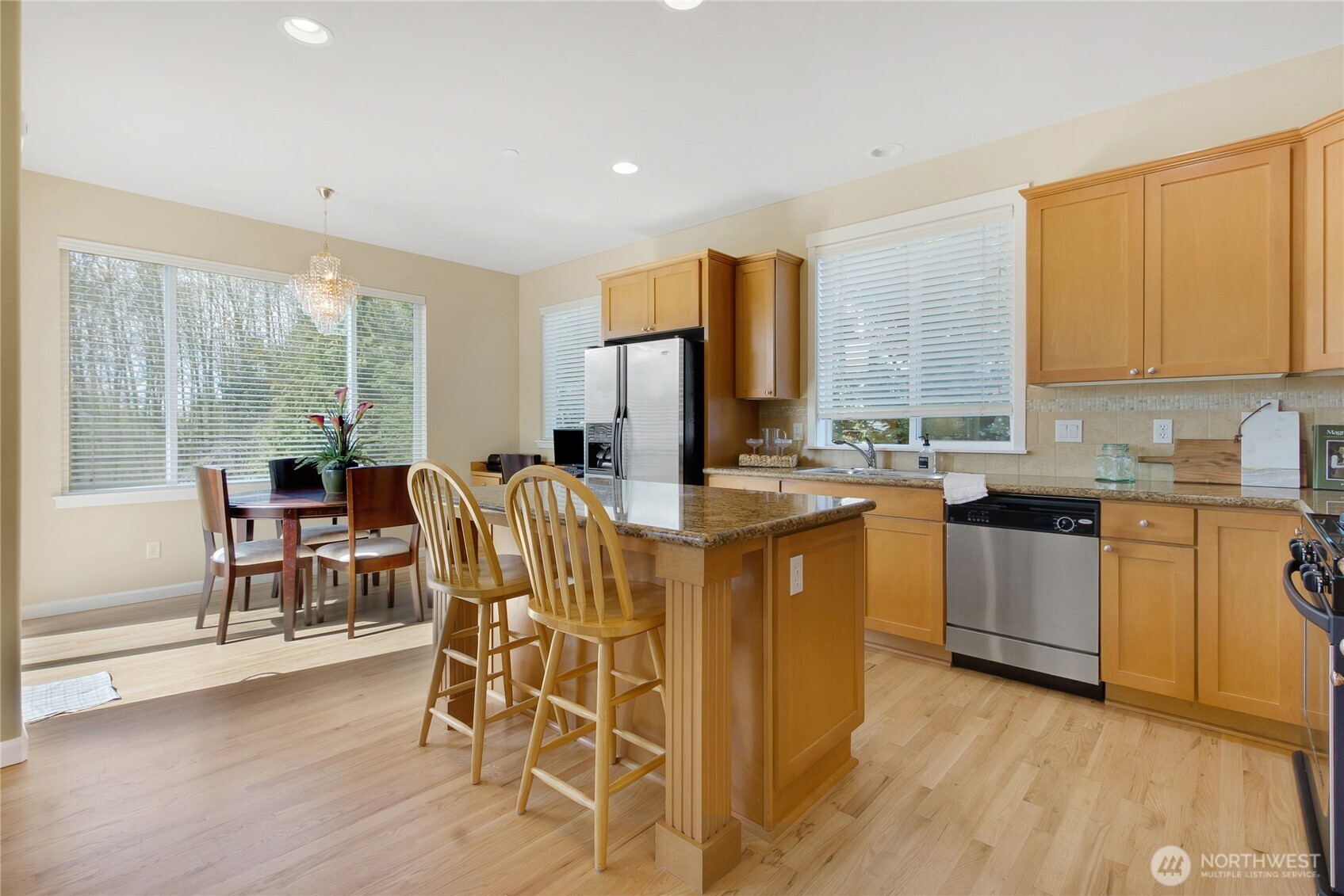 2023 Kennewick Place Northeast Renton, WA 98056 - Photo 6 of 34