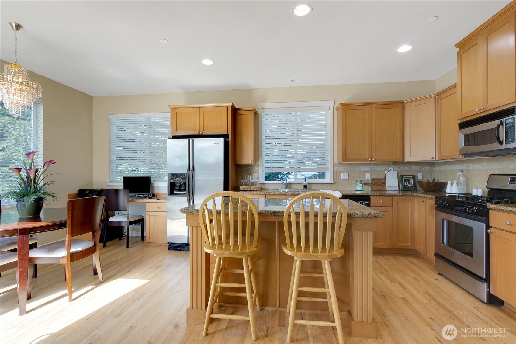 2023 Kennewick Place Northeast Renton, WA 98056 - Photo 7 of 34