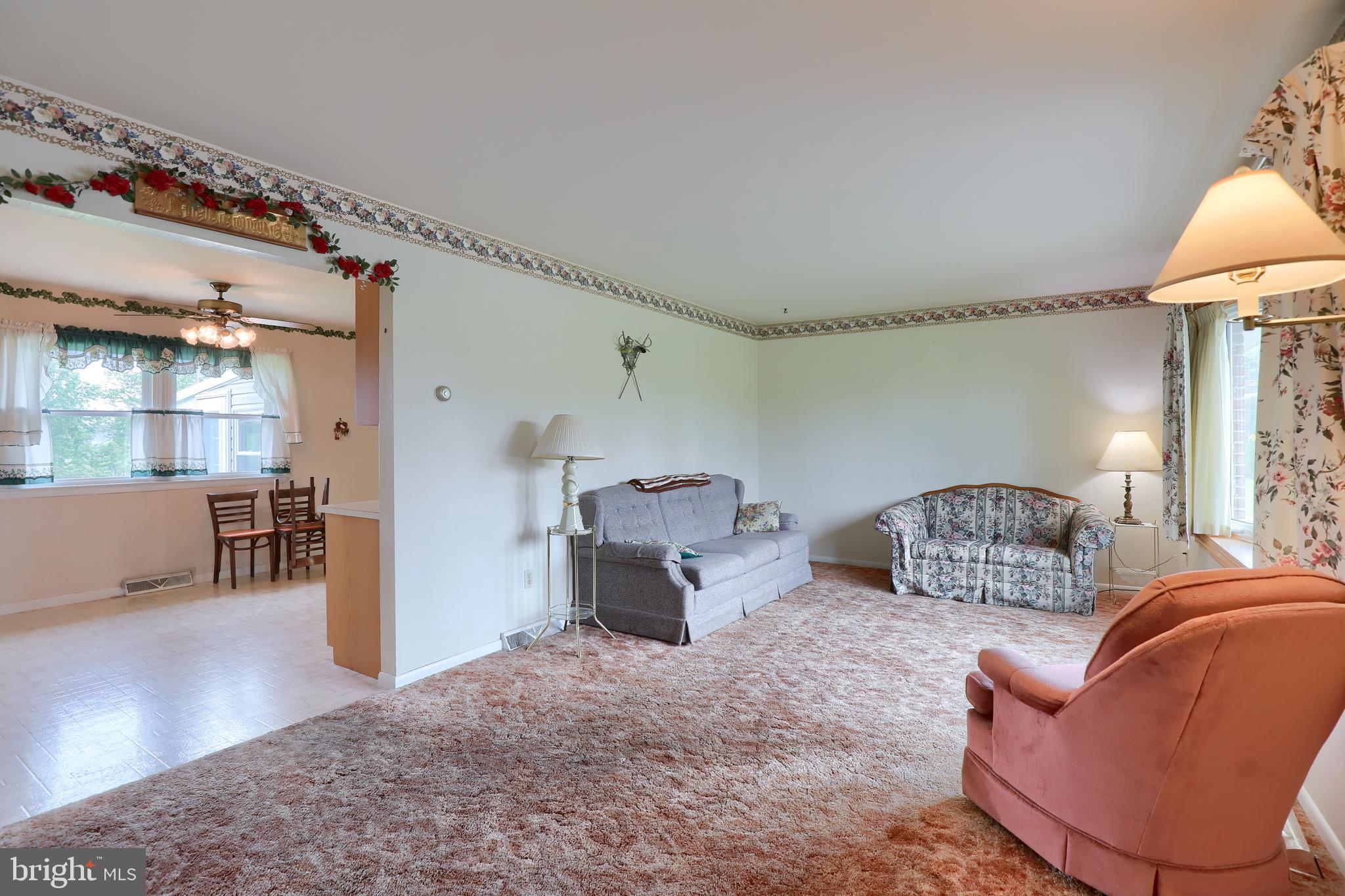 216 Doe Run Road Manheim, PA 17545 - Photo 14 of 33