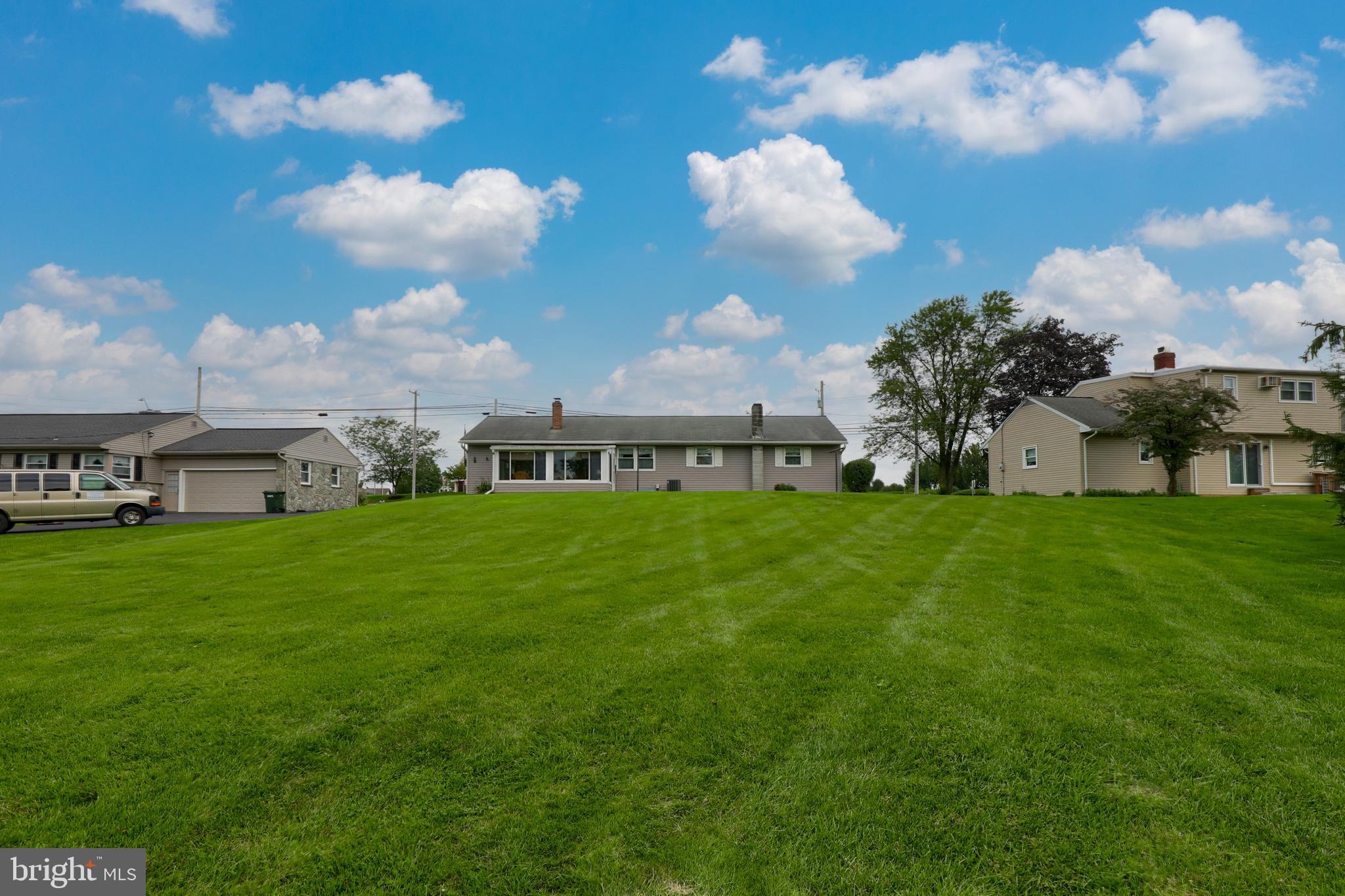 216 Doe Run Road Manheim, PA 17545 - Photo 8 of 33