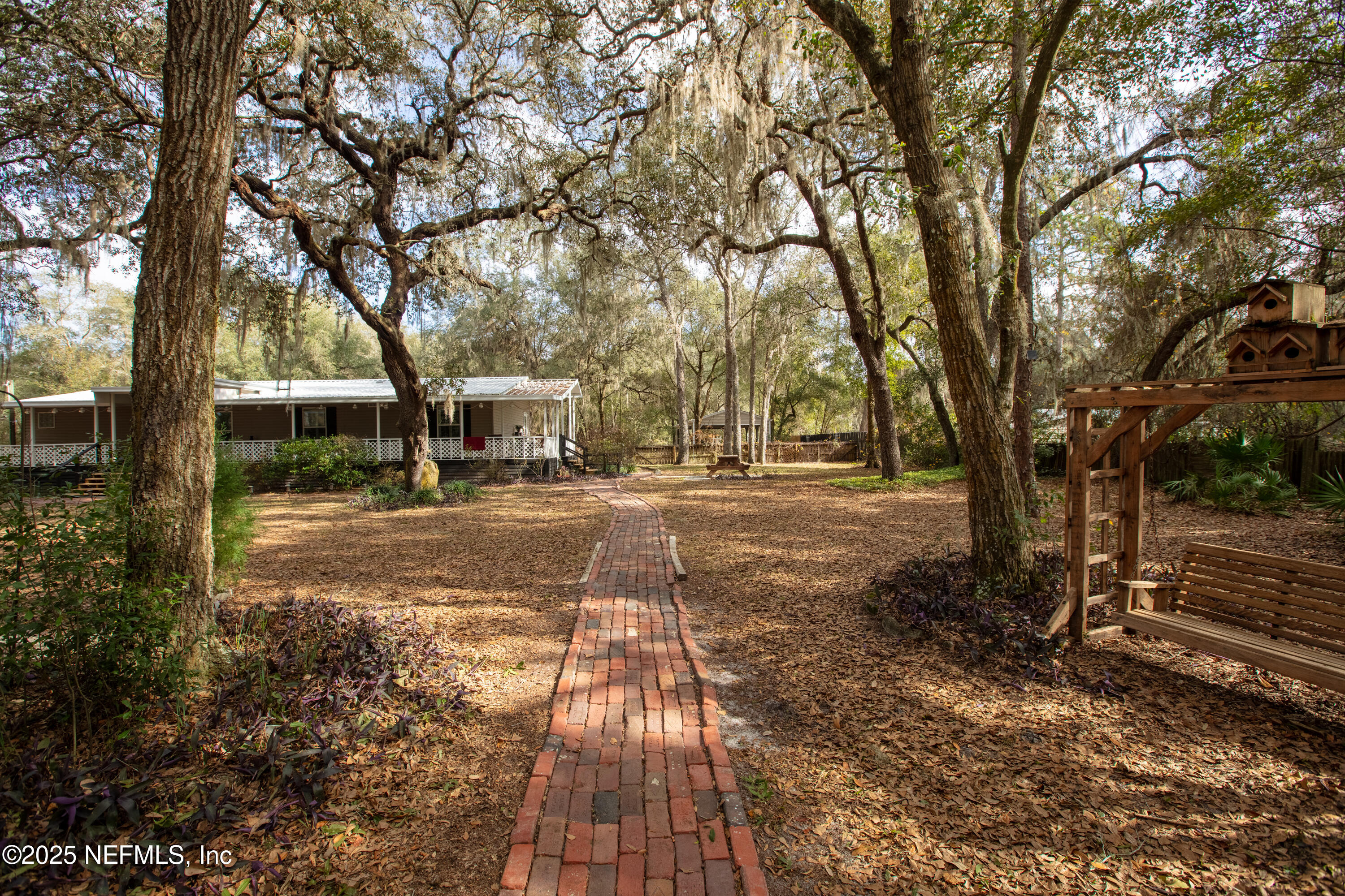 8076 Blazing Star Road Melrose, FL 32666 - Photo 8 of 67 8076BlazingStar_MLS-81