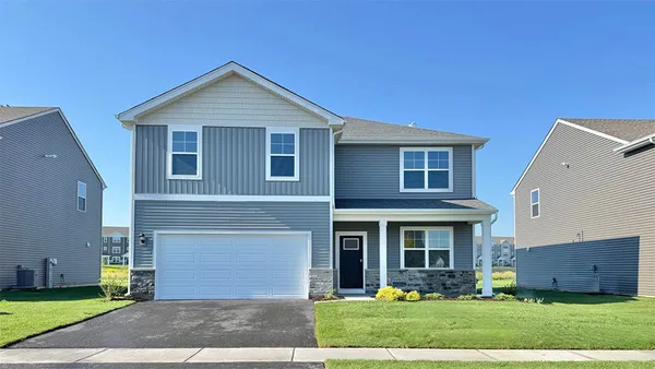 $479,990 | 2662 Camelback Drive, Pingree Grove, IL 60140