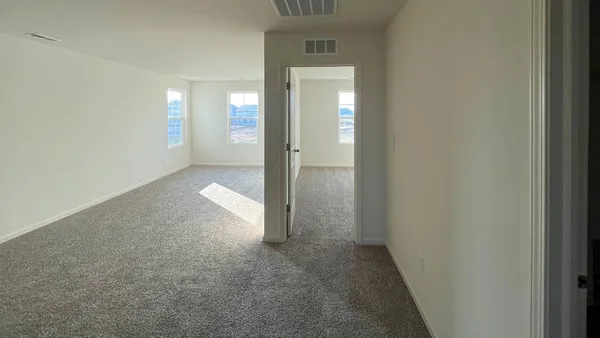 $479,990 | 2662 Camelback Drive, Pingree Grove, IL 60140