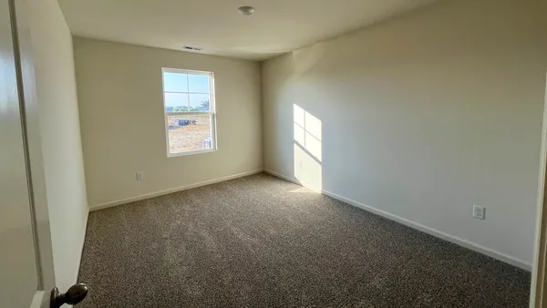 $479,990 | 2662 Camelback Drive, Pingree Grove, IL 60140
