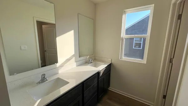 $479,990 | 2662 Camelback Drive, Pingree Grove, IL 60140