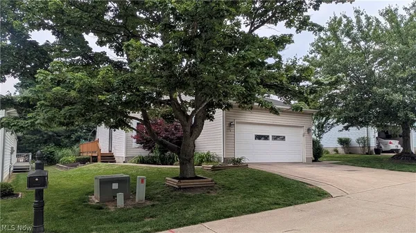 $300,000 | 144 Royal Crest Drive, Seville, OH 44273