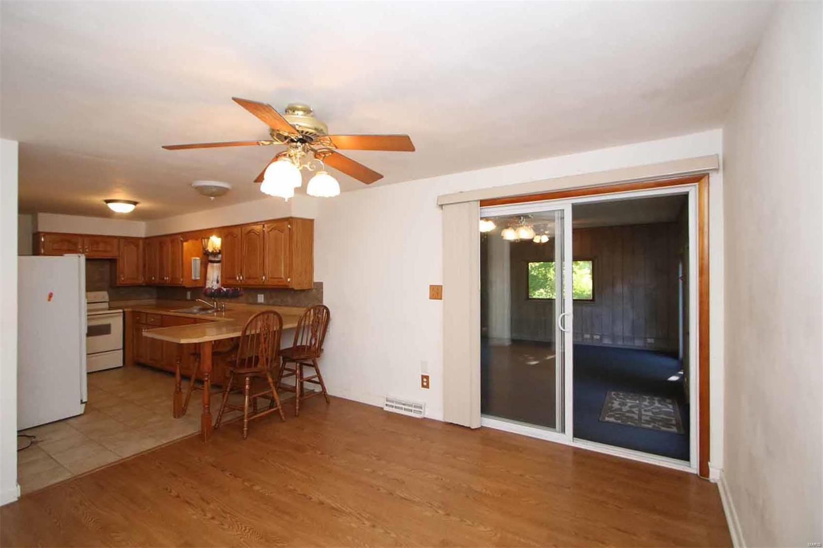 726 Shawnee Road Pocahontas, IL 62275 - Photo 11 of 48 Gallery Image 11