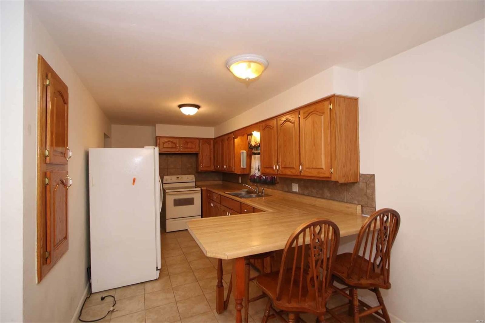 726 Shawnee Road Pocahontas, IL 62275 - Photo 12 of 48 Gallery Image 12