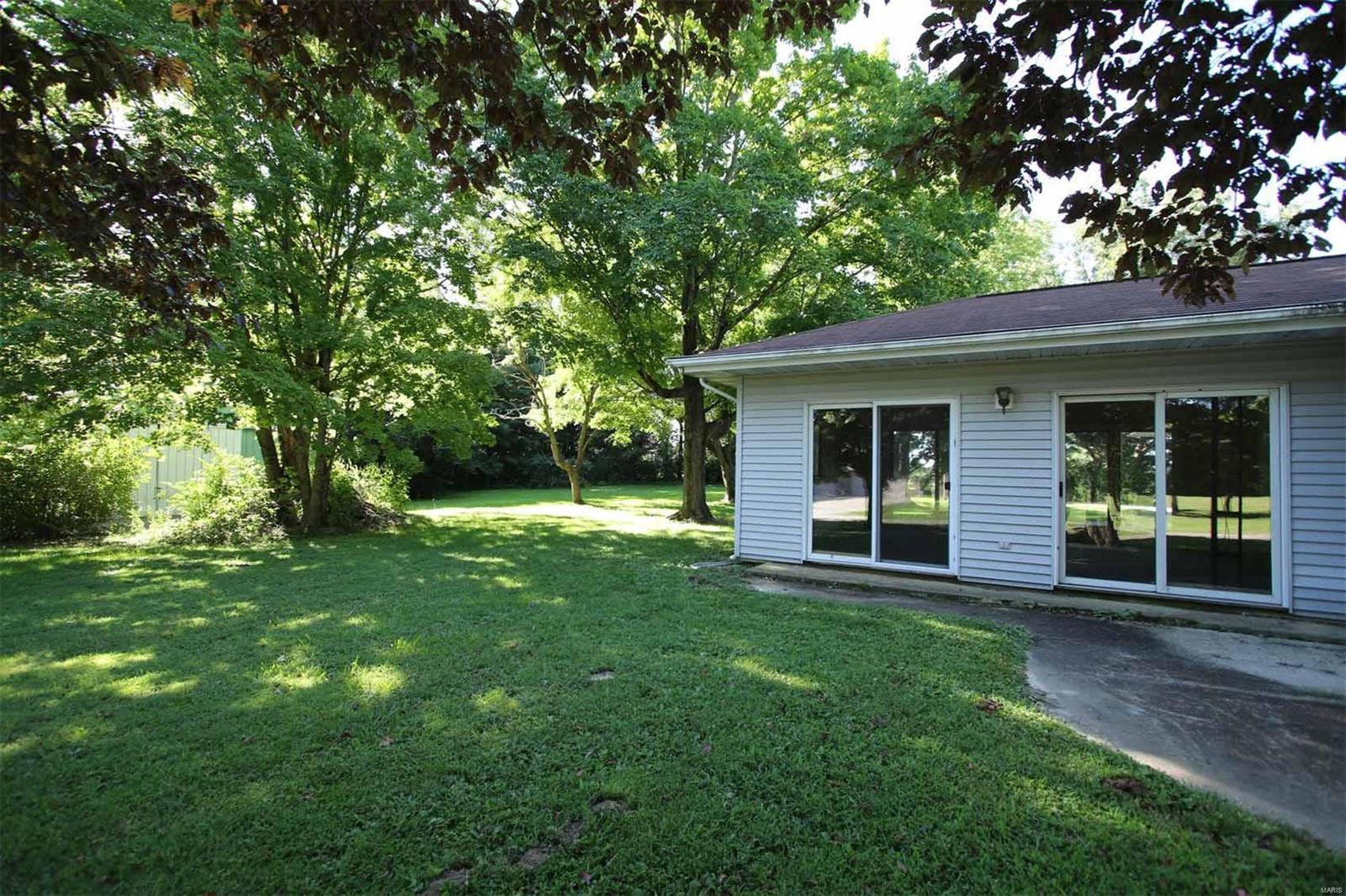726 Shawnee Road Pocahontas, IL 62275 - Photo 46 of 48 Gallery Image 46