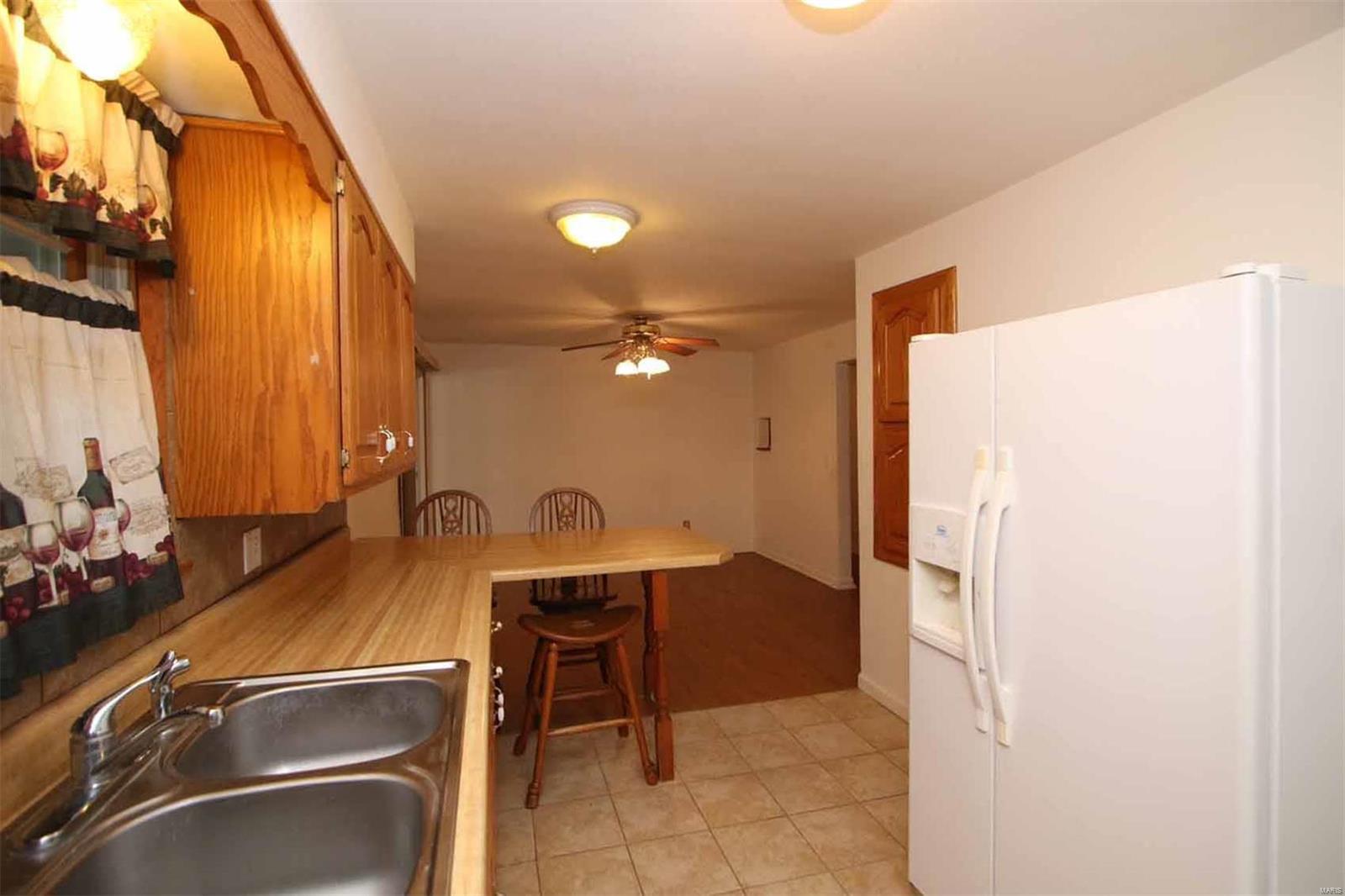 726 Shawnee Road Pocahontas, IL 62275 - Photo 9 of 48 Gallery Image 9