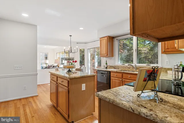 $660,000 | 3615 Chase Hills Drive, Laurel, MD 20724