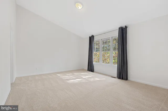 $660,000 | 3615 Chase Hills Drive, Laurel, MD 20724