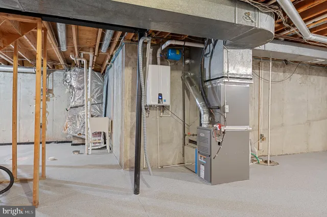 $660,000 | 3615 Chase Hills Drive, Laurel, MD 20724