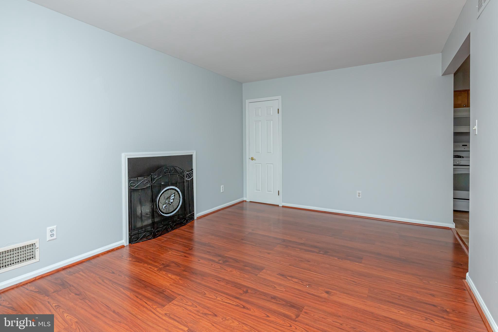 500 Andrew Road Springfield, PA 19064 - Photo 11 of 34 Family with fireplace