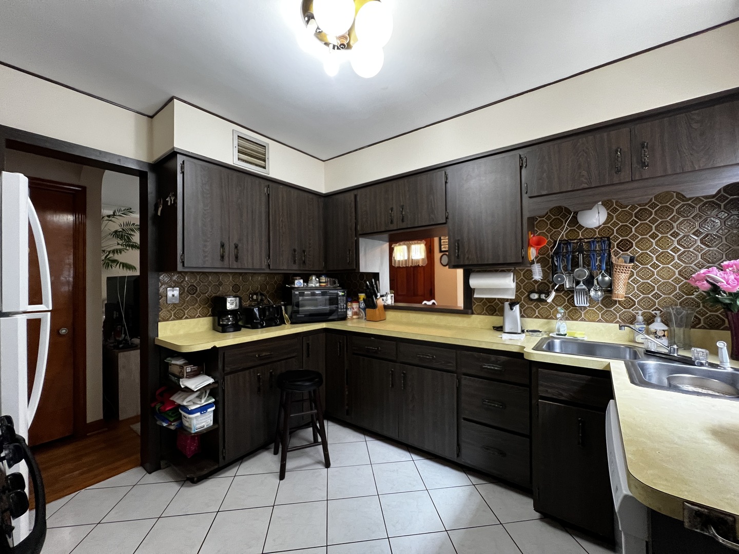 3506 North Rutherford Avenue Chicago, IL 60634 - Photo 10 of 30 Gallery Image 10