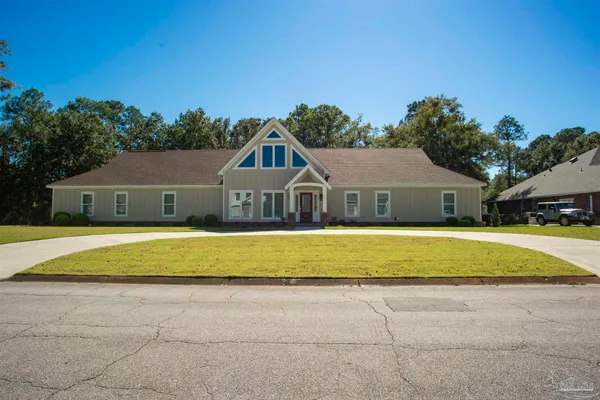 $775,000 | 5877 Moors Oaks Drive, Milton, FL 32583