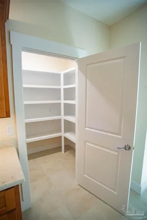 $775,000 | 5877 Moors Oaks Drive, Milton, FL 32583