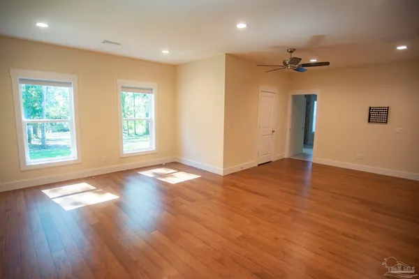 $775,000 | 5877 Moors Oaks Drive, Milton, FL 32583