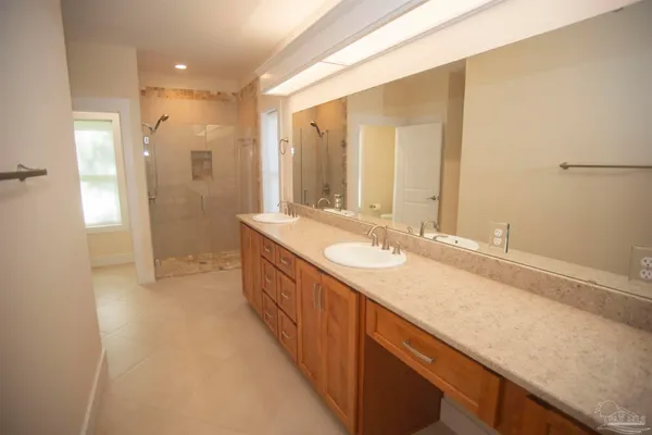 $775,000 | 5877 Moors Oaks Drive, Milton, FL 32583