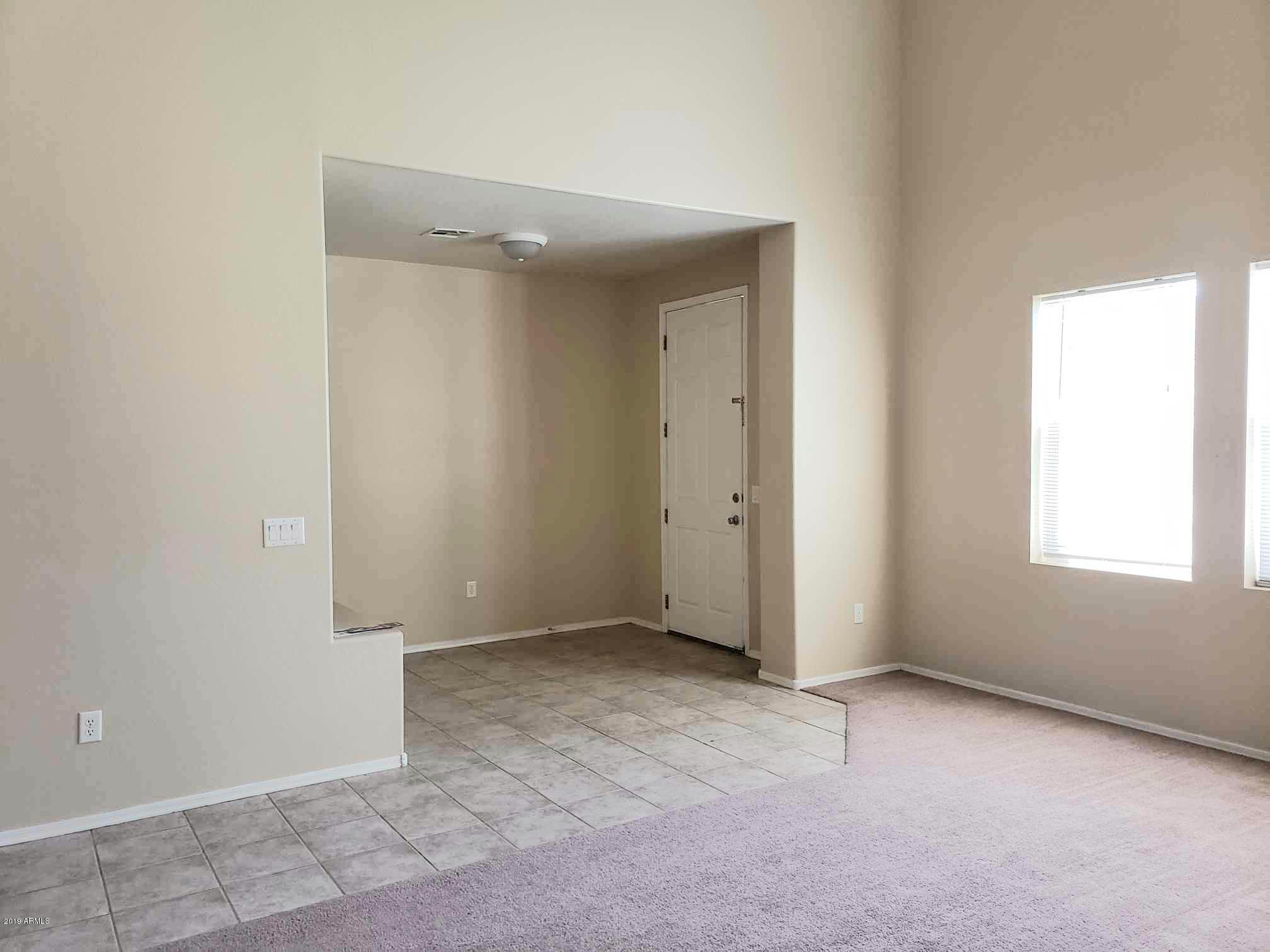 2564 East Del Rio Court Gilbert, AZ 85295 - Photo 9 of 32 20191015_132758