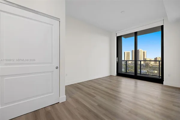 $4,137 | 101 Diplomat Parkway, Unit 1004, Hallandale Beach, FL 33009