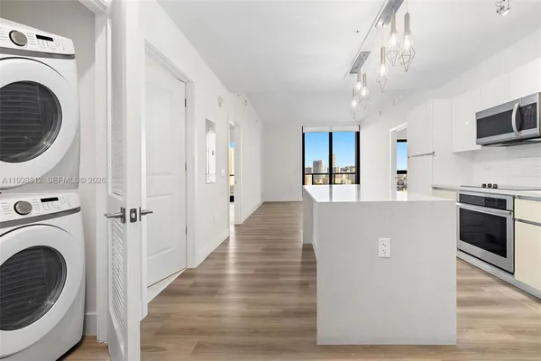 $4,137 | 101 Diplomat Parkway, Unit 1004, Hallandale Beach, FL 33009