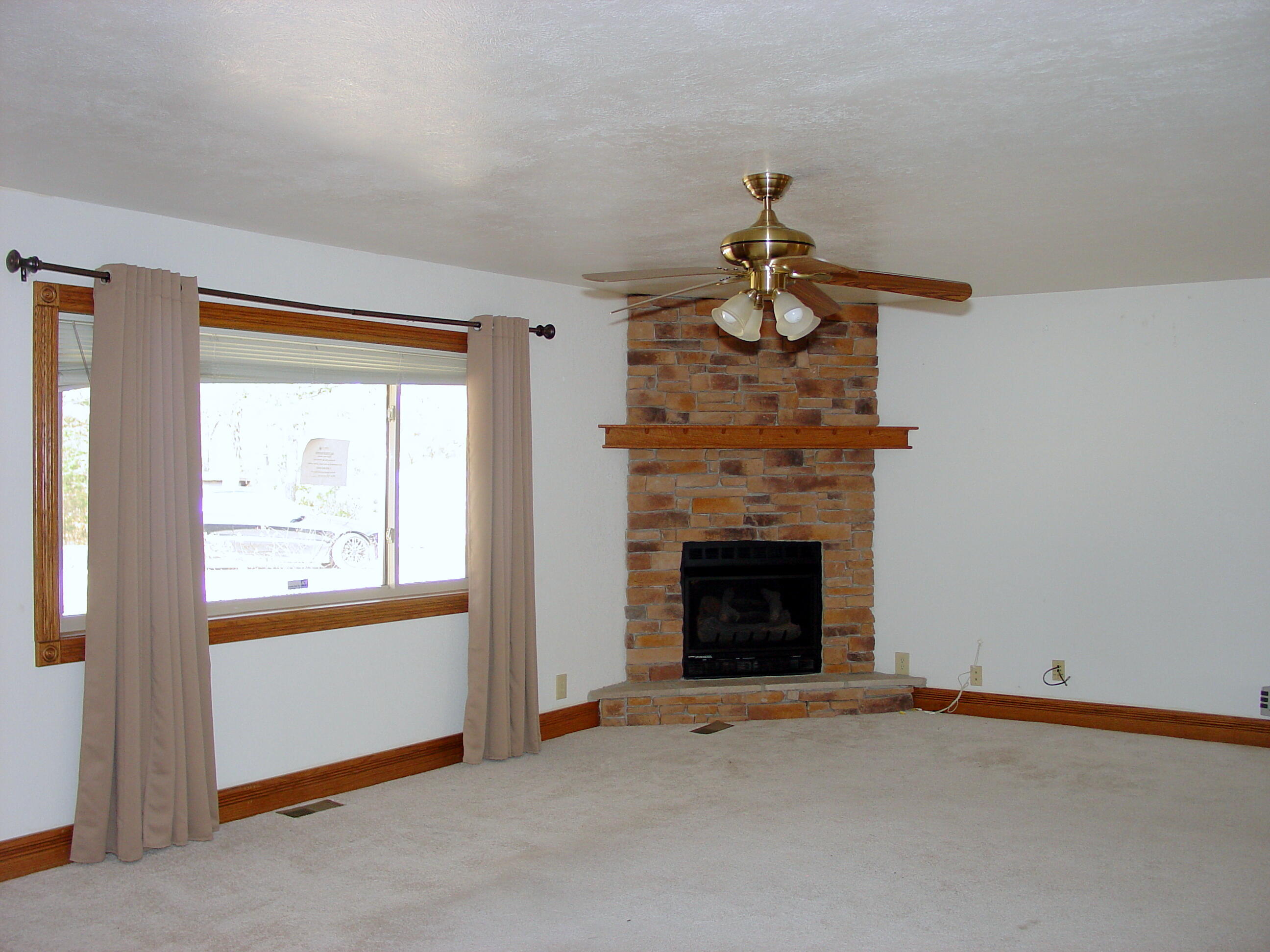 62 South Ridge Lane Blue Eye, MO 65611 - Photo 9 of 47 Formal Living Area