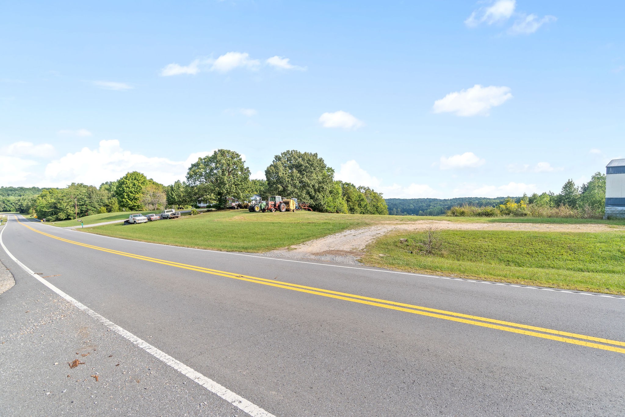 680 The Trace Dover, TN 37058 - Photo 10 of 43 a view of a city