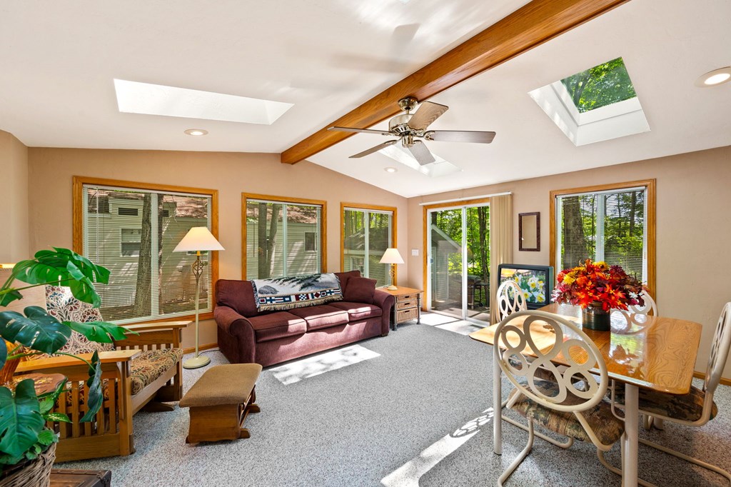 4286 Harbor School Road, Unit 11 Egg Harbor, WI 54209 - Photo 6 of 19 Gallery Image 6