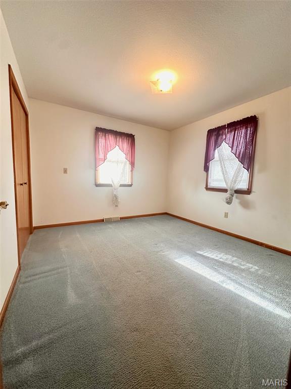 802 Vienna Rolla Road Vienna, MO 65582 - Photo 11 of 17