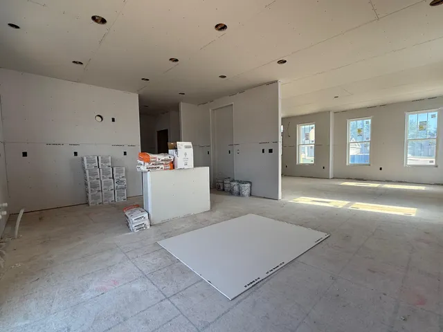 $599,990 | 1019 Waterstone Court, Pewaukee, WI 53072