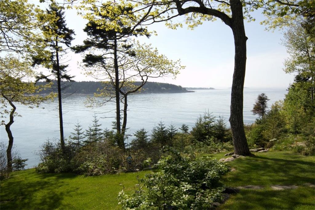 22 Sea Surf Road East Boothbay, ME 04544 - Photo 2 of 31 Photo